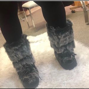Women fur moon boots